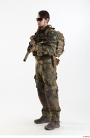  Photos Frankie Perry Army KSK Recon Germany Poses standing whole body 0002.jpg